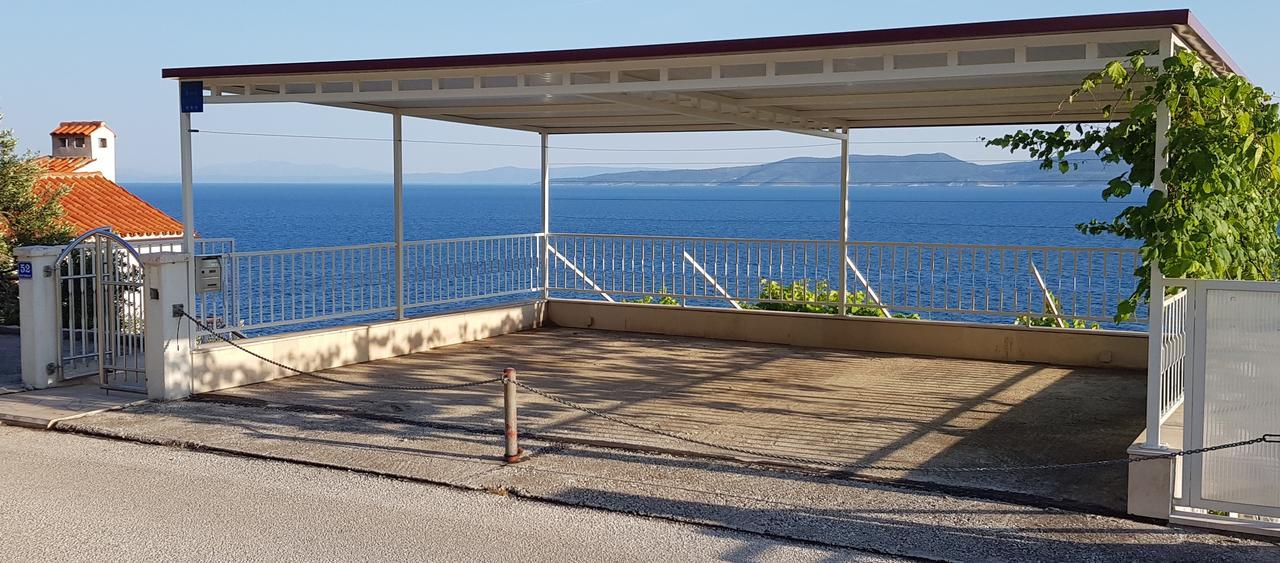 Apartments Olga & Jure ピサック エクステリア 写真